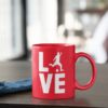 Futbalovy Hrncek LOVE cerveny s dekoraciou