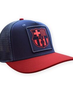 <h1>Šiltovka FC Barcelona Patch</h1>
<ul>
 	<li>veľkosť pre dospelé osoby</li>
 	<li>na zadnej strane sieťka a možnosť nastavenia</li>
 	<li>logo klubu</li>
 	<li>novinka pre rok 2025 !</li>
 	<li>materiál: 100% polyester</li>
 	<li>farebné klubové logo</li>
 	<li>oficiálny produkt FC Barcelona</li>
</ul>

<hr />

<h2>Fanúšikovský kútik</h2>
<a href="https://futbalovysen.sk/futbalove-zajazdy-a-vstupenky-na-fc-barcelona/"><strong><span style="color: #e26427;">🎟️ ✈️ Zájazdy a vstupenky na FC Barcelona</span></strong></a>